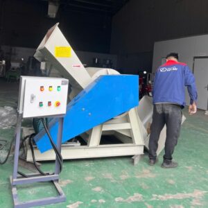 Máy băm pallet nhựa miệng nhỏ